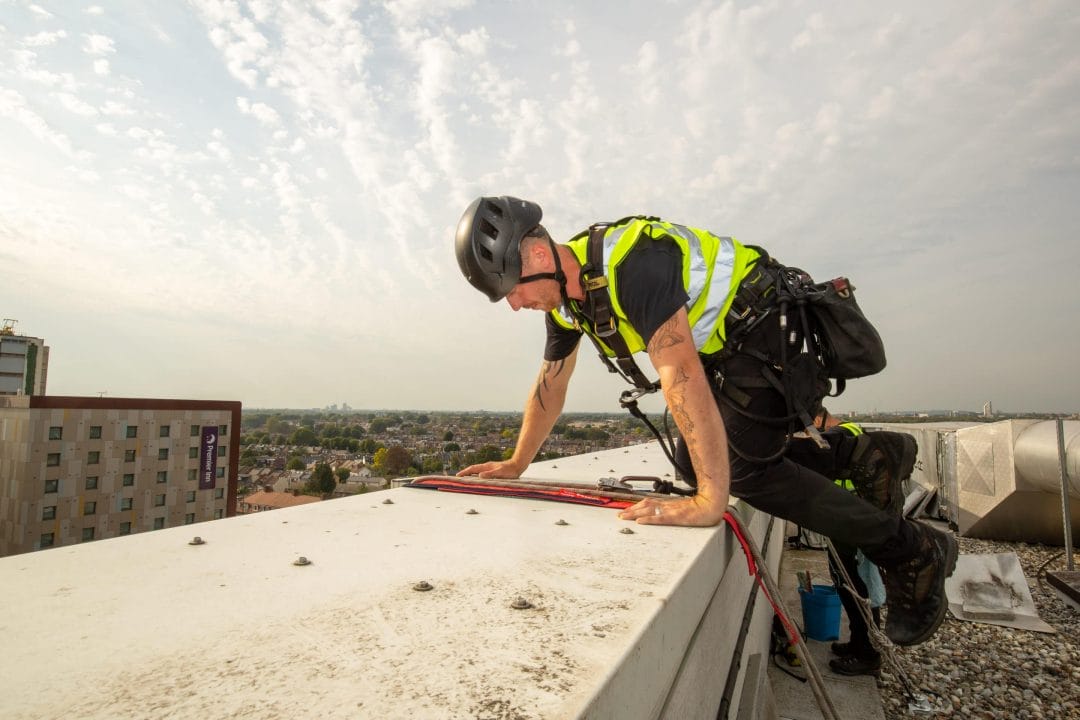 abseil window cleaning